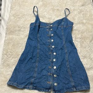 Zara denim dress. Buttons up all the way. Worn once. Size medium.